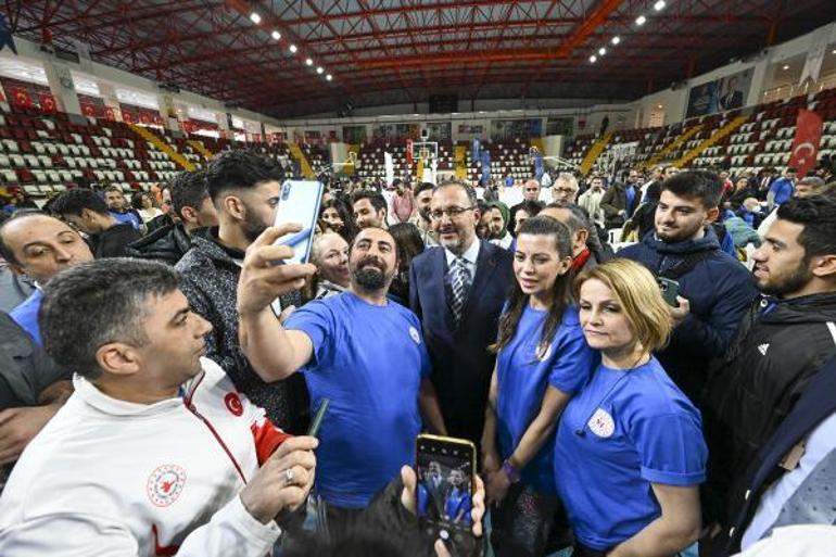 Bakan Kasapoğlundan sözleşmeli antrenör alımı müjdesi