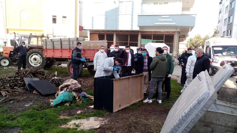 Boş arazideki ahşap dolaptan erkek cesedi çıktı; 1 gözaltı