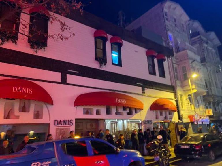 Bebekte restoranın olduğu iskele çöktü: 4 yaralı