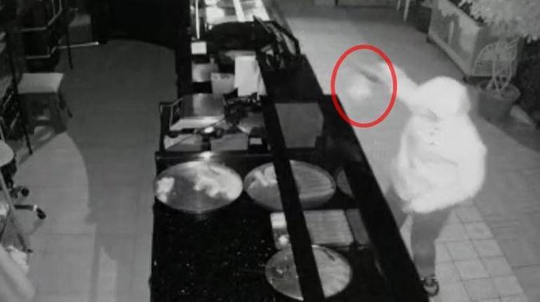 SMA’lı Ali’nin bağış kumbarasının çalınma anı kamerada