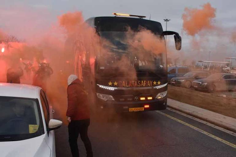 Galatasaraya Sivasta coşkulu karşılama