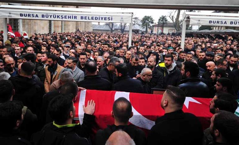 Eski Ülkü Ocakları Başkanı Sinan Ateşin cenazesi toprağa verildi