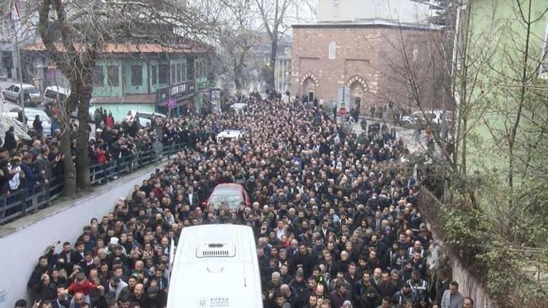 Eski Ülkü Ocakları Başkanı Sinan Ateşin cenazesi toprağa verildi