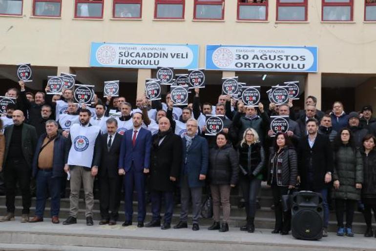 Müdür yardımcısı, veli tarafından okulda darbedildiğini söyleyip şikayetçi oldu