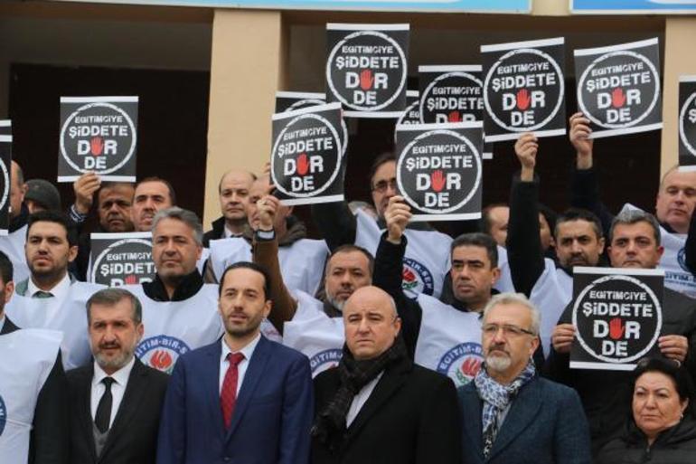 Müdür yardımcısı, veli tarafından okulda darbedildiğini söyleyip şikayetçi oldu