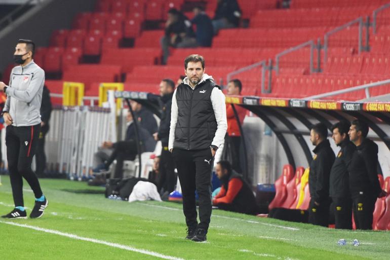 Turgay Altay: Fenerbahçede 18.5 yıl görev aldım, birçok teklif var ama hedefim öncelikle yurt dışı