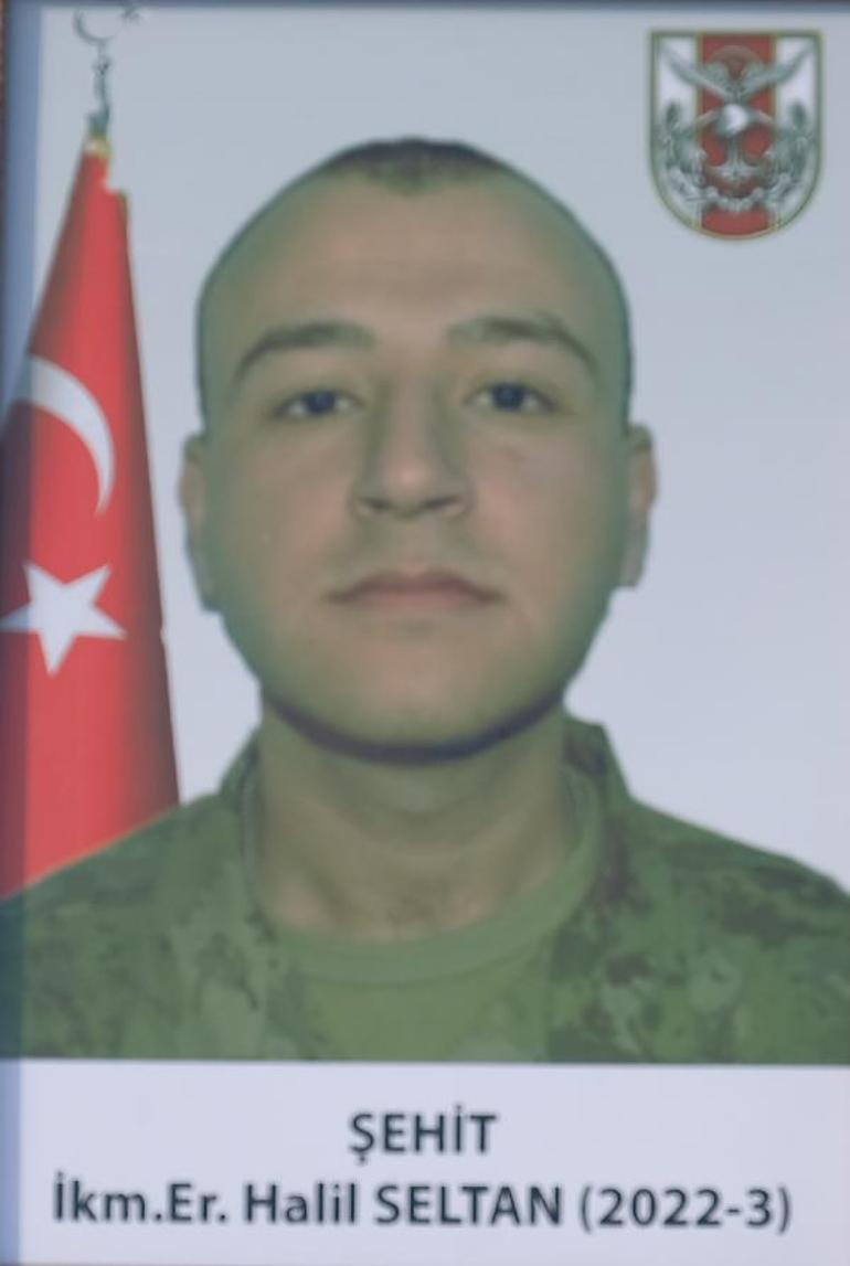 Konyada askeri araç kazasında şehit olan 2 asker için uğurlama töreni