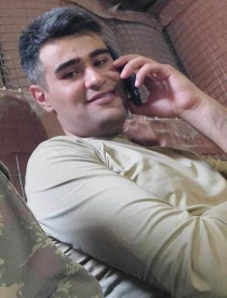 Konyada askeri araç kazasında şehit olan 2 asker için uğurlama töreni