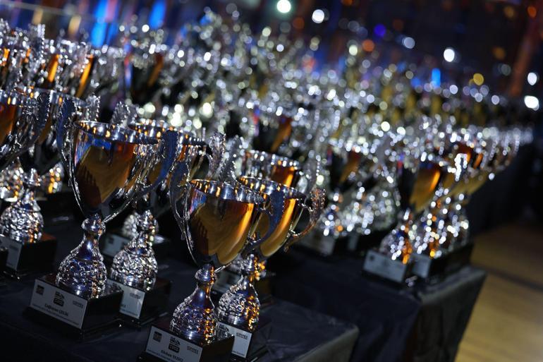 Otomobil sporlarında 2022 sezonu ödülleri sahiplerini buldu