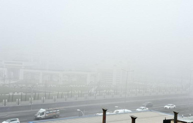 Diyarbakır’da sis; hava ulaşımı durdu