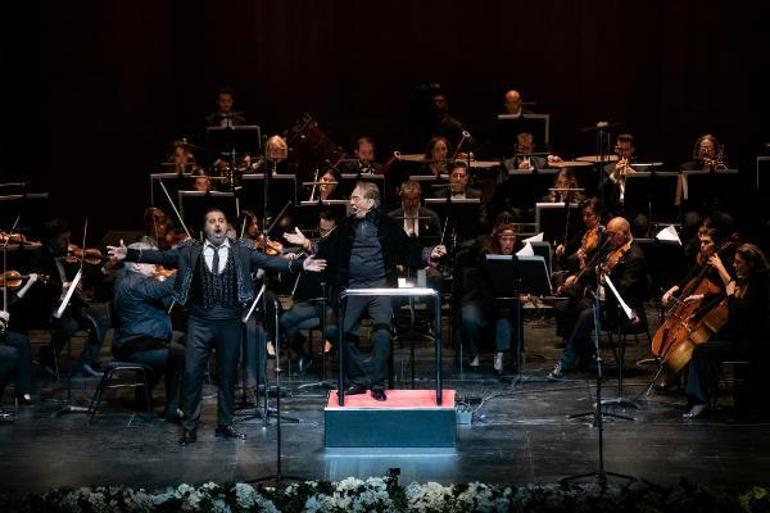 Ali Poyrazoğlu İstanbul Devlet Opera ve Balesi Orkestrasını yönetti