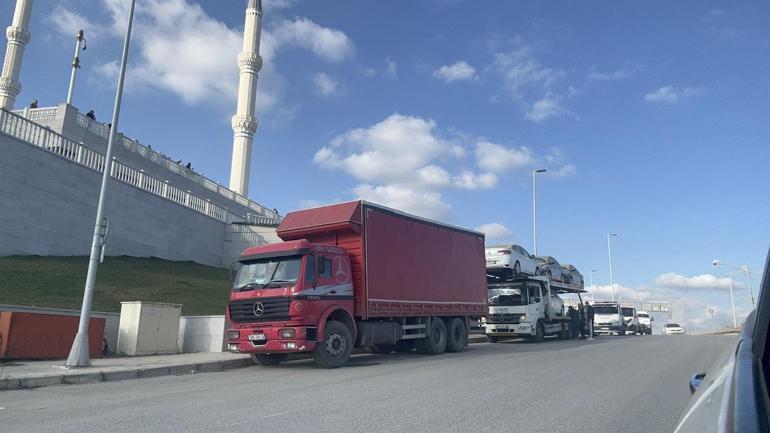 Büyük Çamlıca Camii otoparkında filo araç iddiası