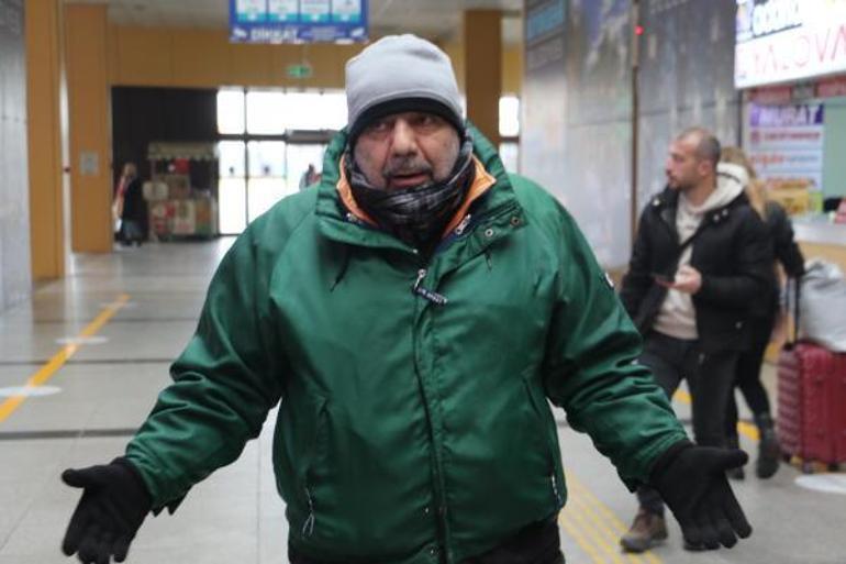 Eskişehir Otogarında çalışanların Üşüyoruz eylemi