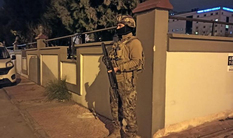 Mersinde FETÖ operasyonu: 14 gözaltı