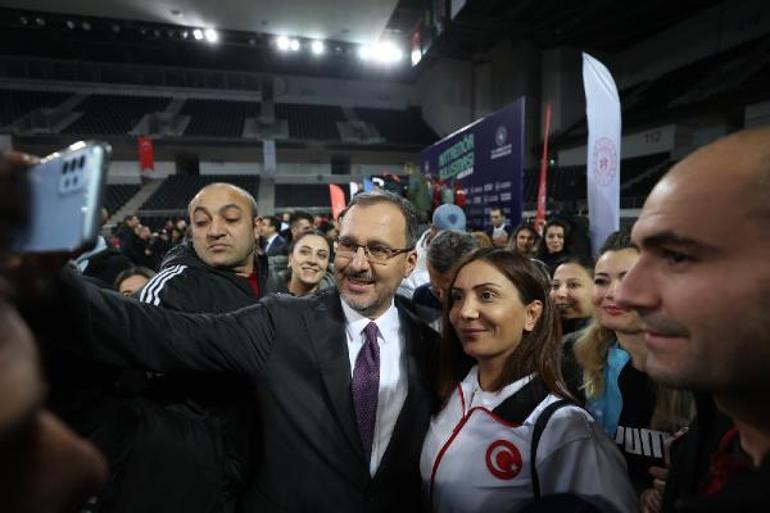 Bakan Kasapoğlu: Türk sporu 100’üncü yıla mührünü en güçlü şekilde vuracak
