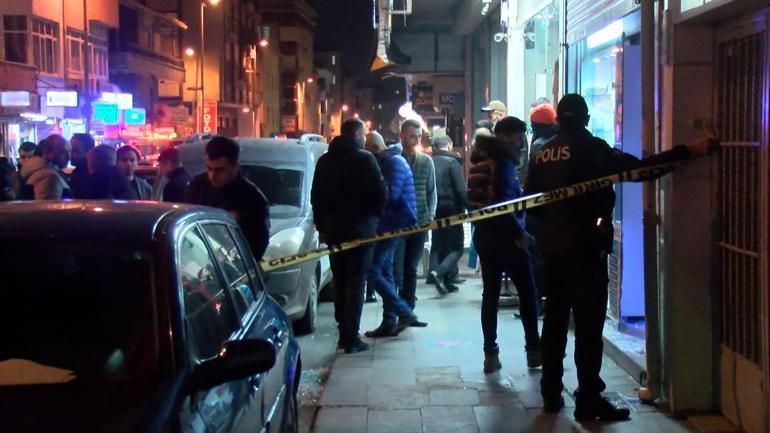 Küçükçekmecede telefoncuya silahlı saldırı