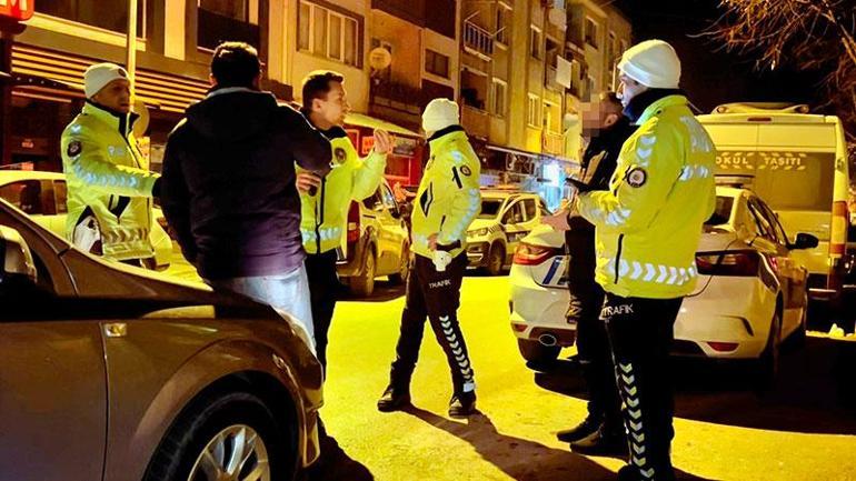 Alkollü olduğunu itiraf eden sürücüden polislere: Yarın akşam umreye gideceğim, bana bunu yapma