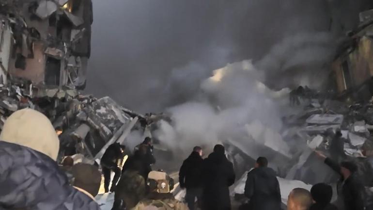 Rusya, Dnipro’yu vurdu: 18 ölü, 73 yaralı