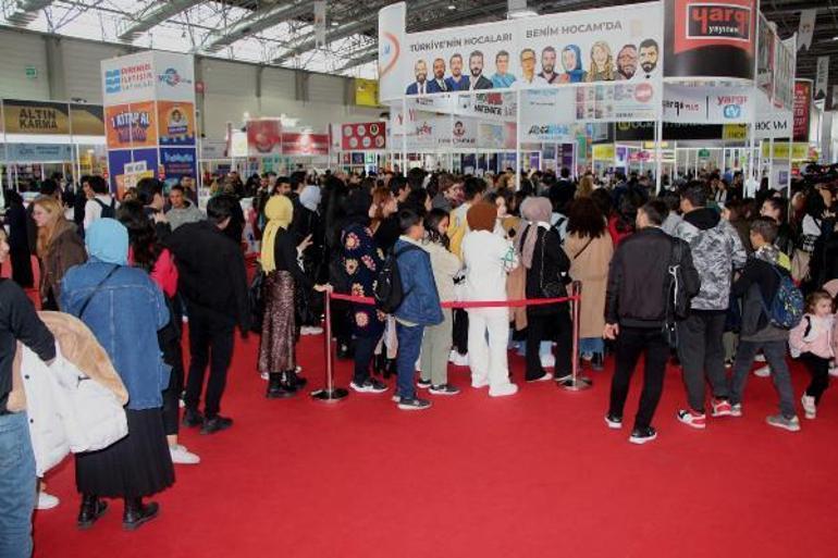 15’inci Çukurova Kitap Fuarı’na yoğun ilgi
