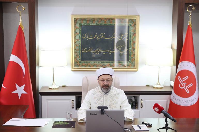 Ali Erbaş: Üniversite camilerimizin varlığı, büyük imkandır