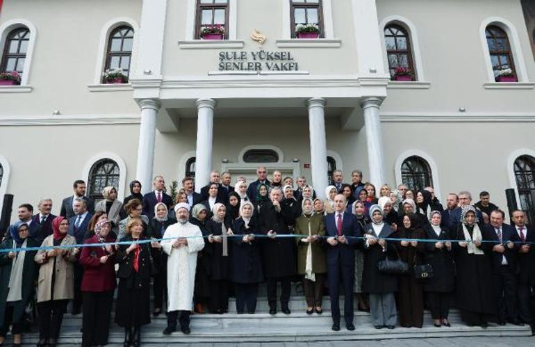 Erdoğan: Başörtüsü ve aile konusunda kaçak güreşmenin hiçbir bahanesi olamaz