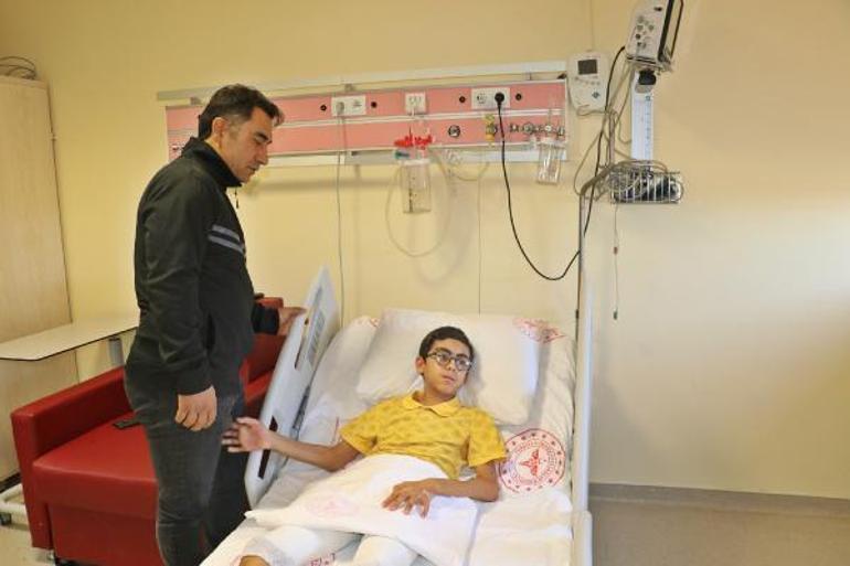 Tinerin parlamasıyla el ve ayakları yanan Ramazan, doku nakliyle sağlığına kavuştu