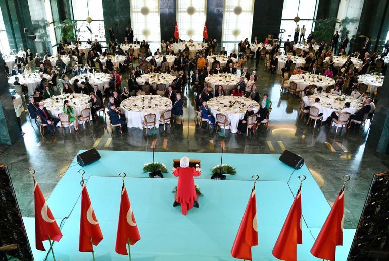 Emine Erdoğan: Somut adımlar atmazsak, barışı tesis edebileceğimiz yaşam alanı kalmayacak