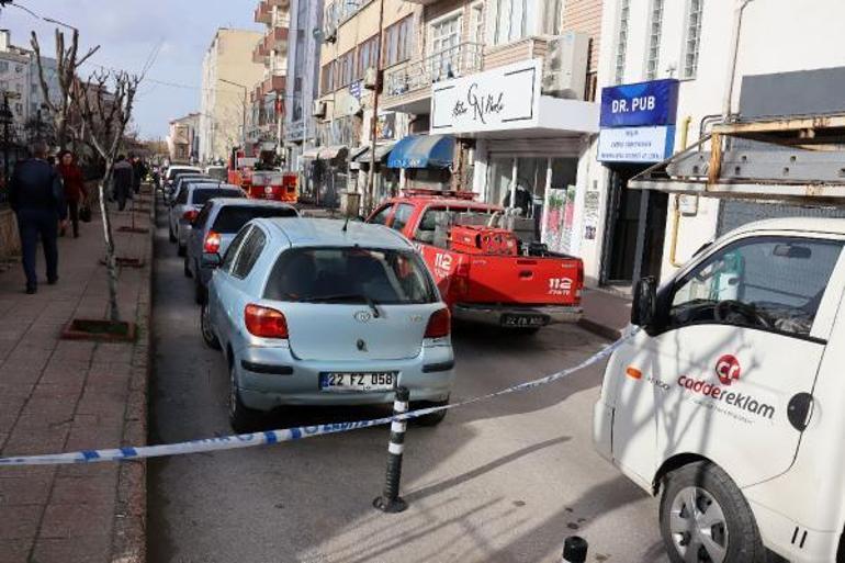 Keşanda lodos, kooperatif binasının kaplamalarını uçurdu