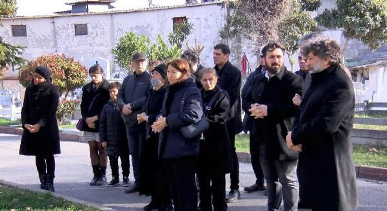 Hrant Dink mezarı başında anıldı