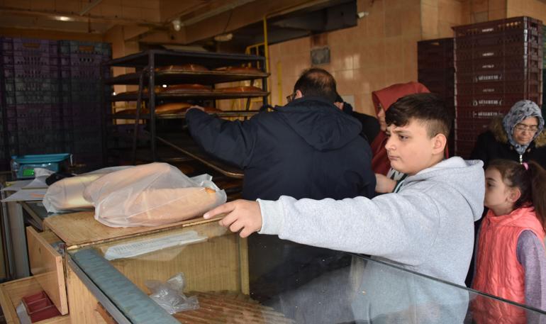 Sivasta fiyat boykotu yapan fırıncılar, bakkal ve marketlere ekmek dağıtımı yapmadı