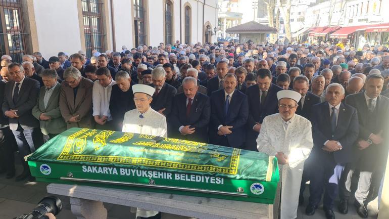 Eski milletvekili Nadir Latif İslam, Sakaryada toprağa verildi