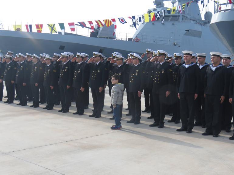 TCG Burgazada 1045 saat seyrin ardından ana limana döndü