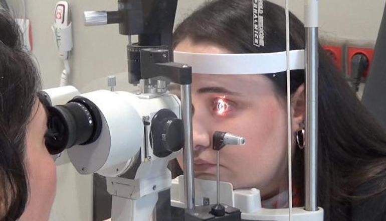 Dilek, kornea nakliyle 5 yıl sonra yeniden görmeye başladı