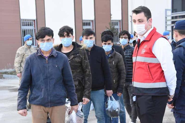 Kütahya’dan 138 kaçak göçmen, sınır dışı edildi