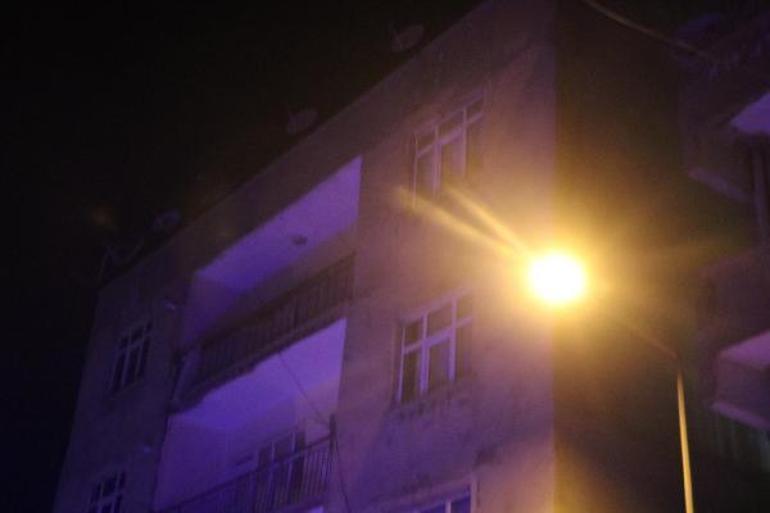 Evde boğazı kesik halde ölü bulunan kadının kocası ve 1 şüpheli gözaltına alındı