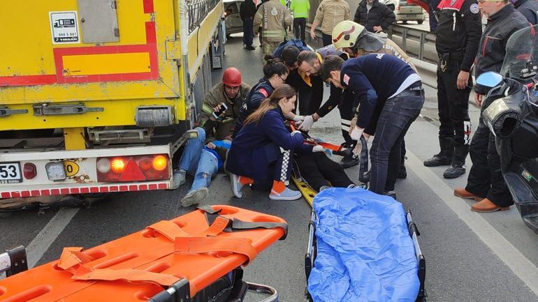 Küçükçekmecede TIRa çarpan motosikletteki iki kişi yaralandı