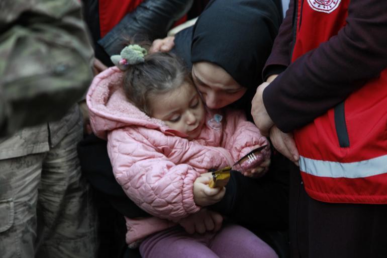 Kaza şehidi uzman çavuş Muammer Ay, Hatayda son yolcuğuna uğurlandı