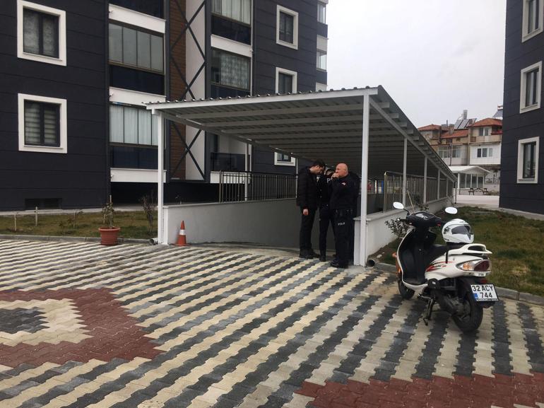 Site yöneticisini öldürüp, akaryakıt istasyonuna mesaiye gitmiş