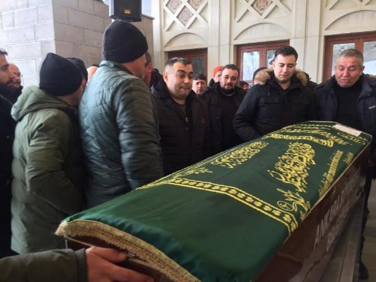 Şarkıcı Elvan Yılmaz, son yolculuğuna uğurlandı