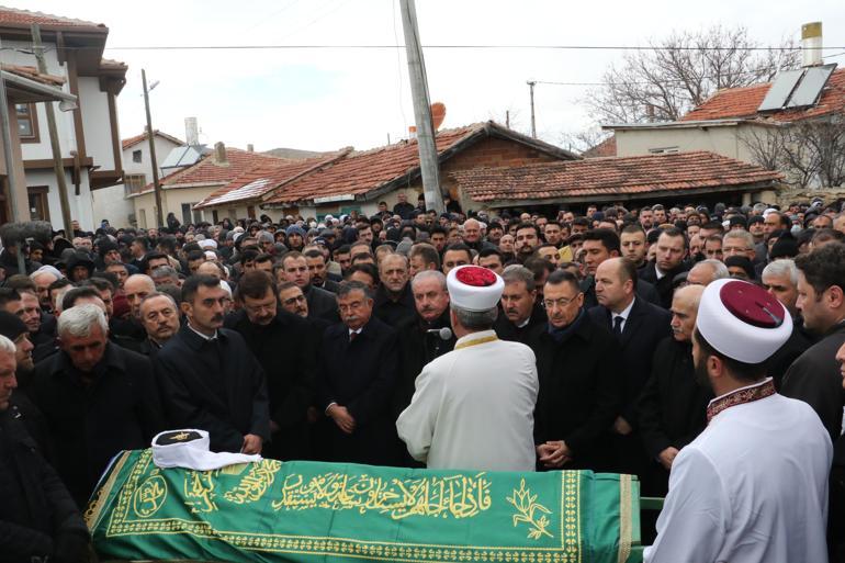 Destici’nin babasının cenazesi toprağa verildi