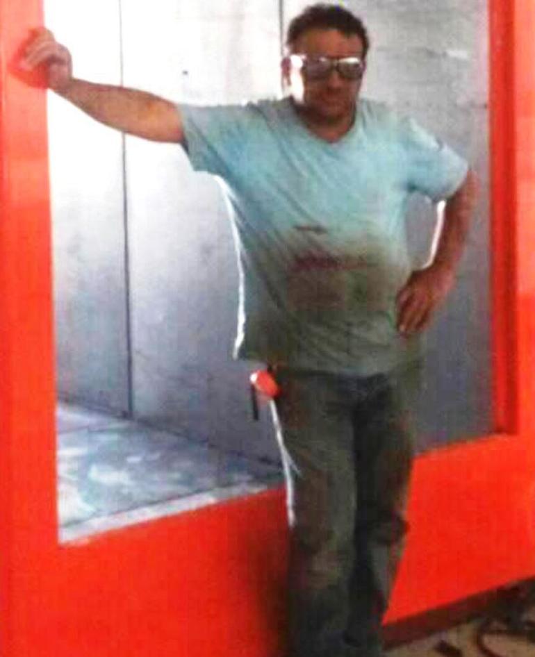 Birlikte yaşadığı yabancı uyruklu kadınla yangında öldü