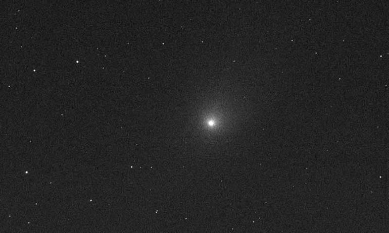 Dünyaya yakın geçen kuyruklu yıldız, Antalyadan görüntülendi