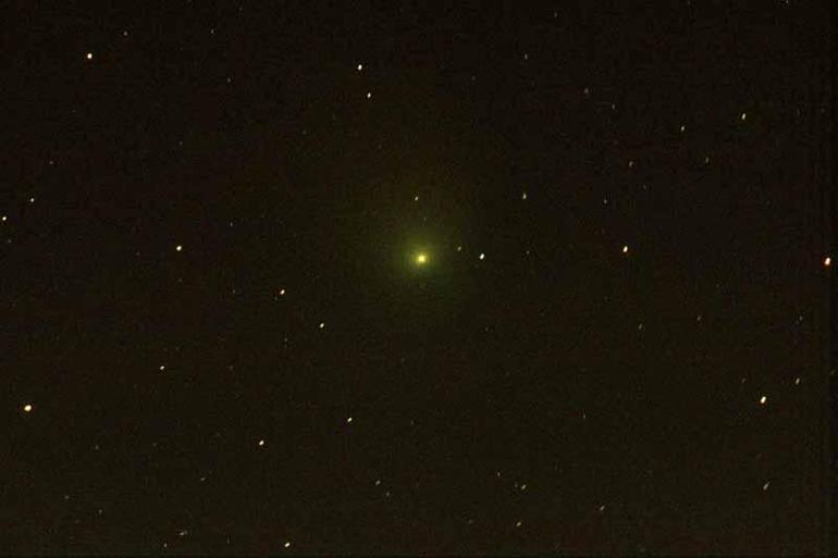 Dünyaya yakın geçen kuyruklu yıldız, Antalyadan görüntülendi