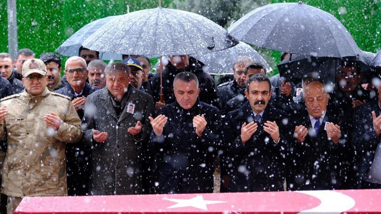 Polis memuru, kazada yaşamını yitirdi