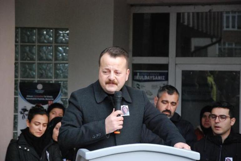 Hilal öğretmen, gözyaşlarıyla son yolculuğuna uğurlandı