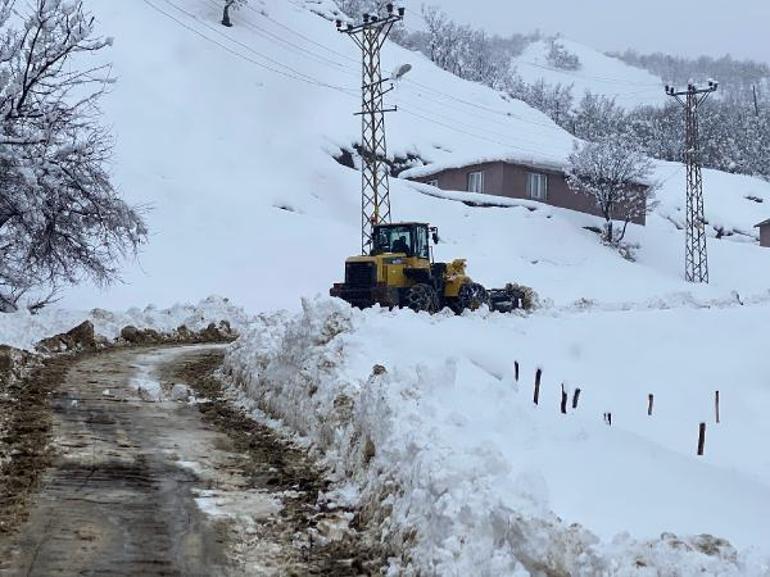 Doğu’da 5 ilde kar esareti; 1070 köy yolu ulaşıma kapandı