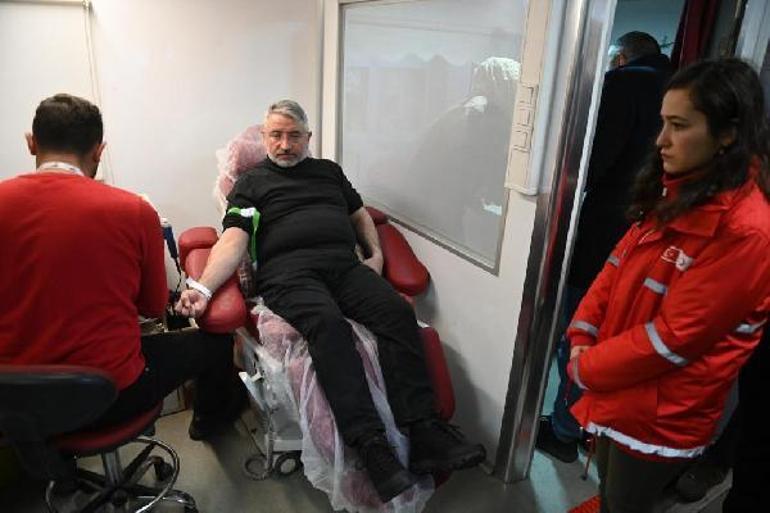 Ordu ve Çorumdan deprem bölgelerine yardım ekibi ve malzeme gönderildi