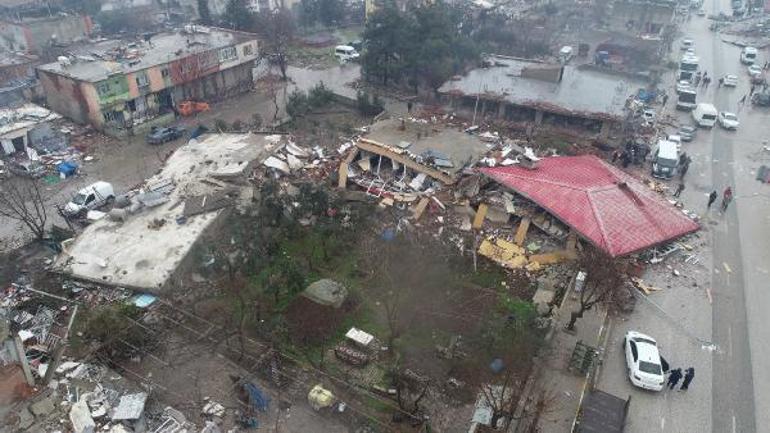 Kahramanmaraş merkezli 7.7 ve 7.6 büyüklüğünde 2 deprem; 5 bölge sallandı, çok sayıda ilde yıkım var