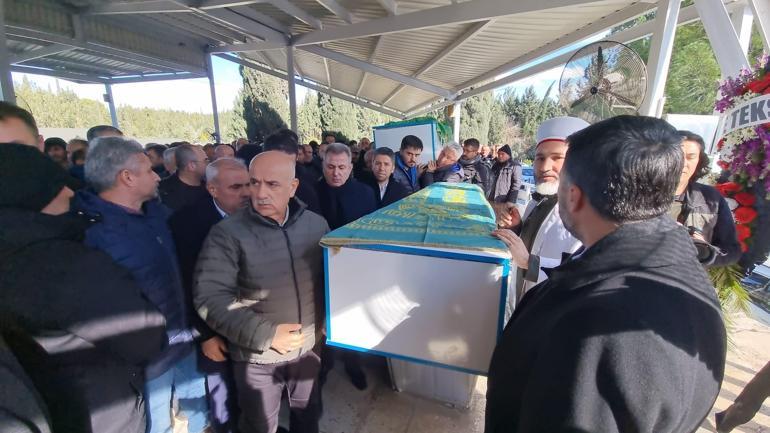 Depremde ölen avukat, eşi ve ikizleri son yolculuklarına uğurlandı