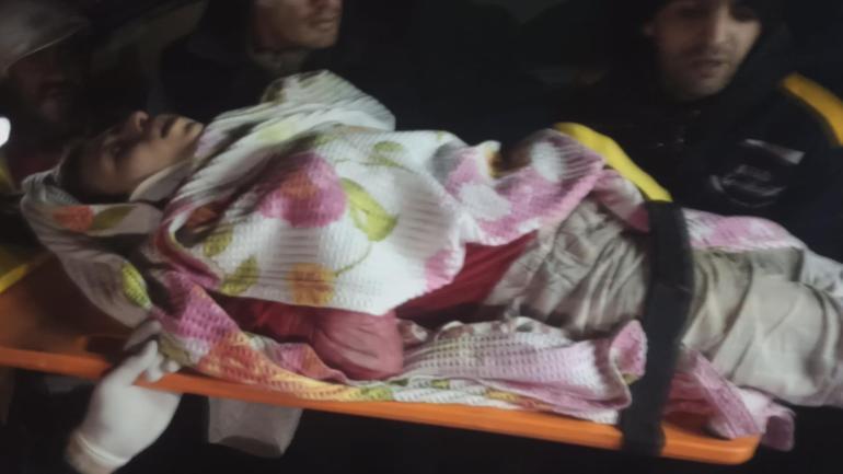 Merve, 46 saat sonra enkazdan sağ kurtarıldı